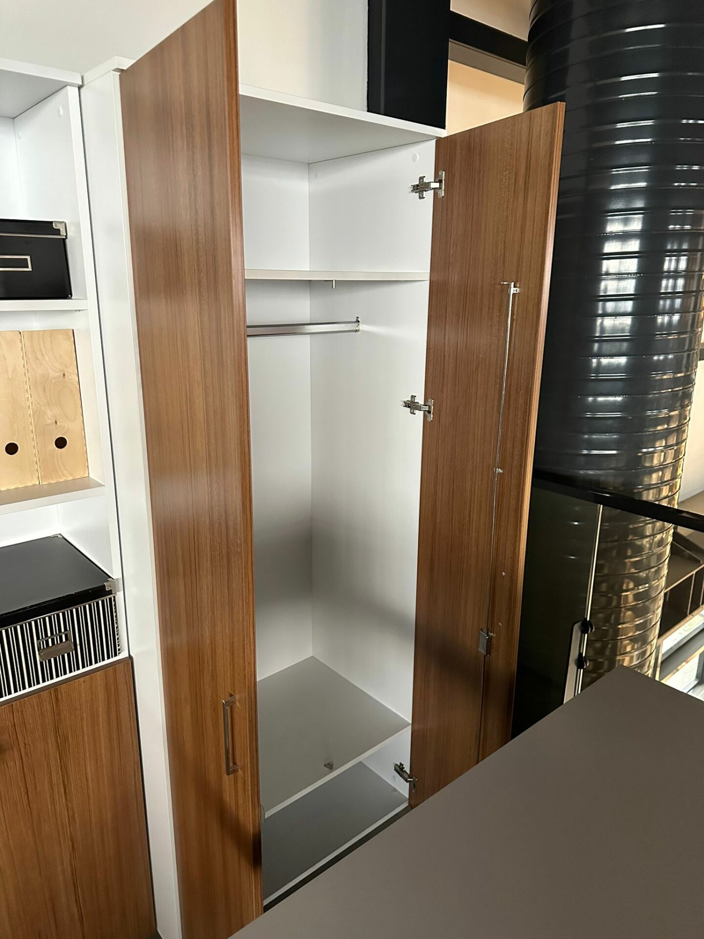 40x38x156 Tüm Kapaklı Vestiyer Dolabı